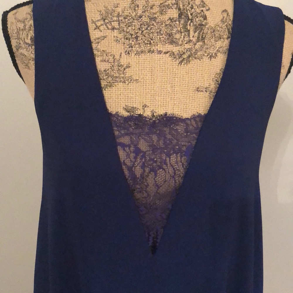 Dress - Picture 2 of 7